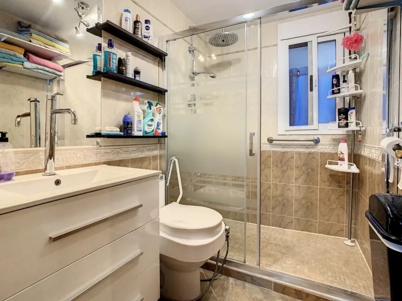 You are looking for a large villa with a heated swimming pool, neatly hidden nearly at the top of a mountain, surrounded by nature with breath-taking views of the valley up to the sea and the village of Arenas? This might just be what you are looking for.