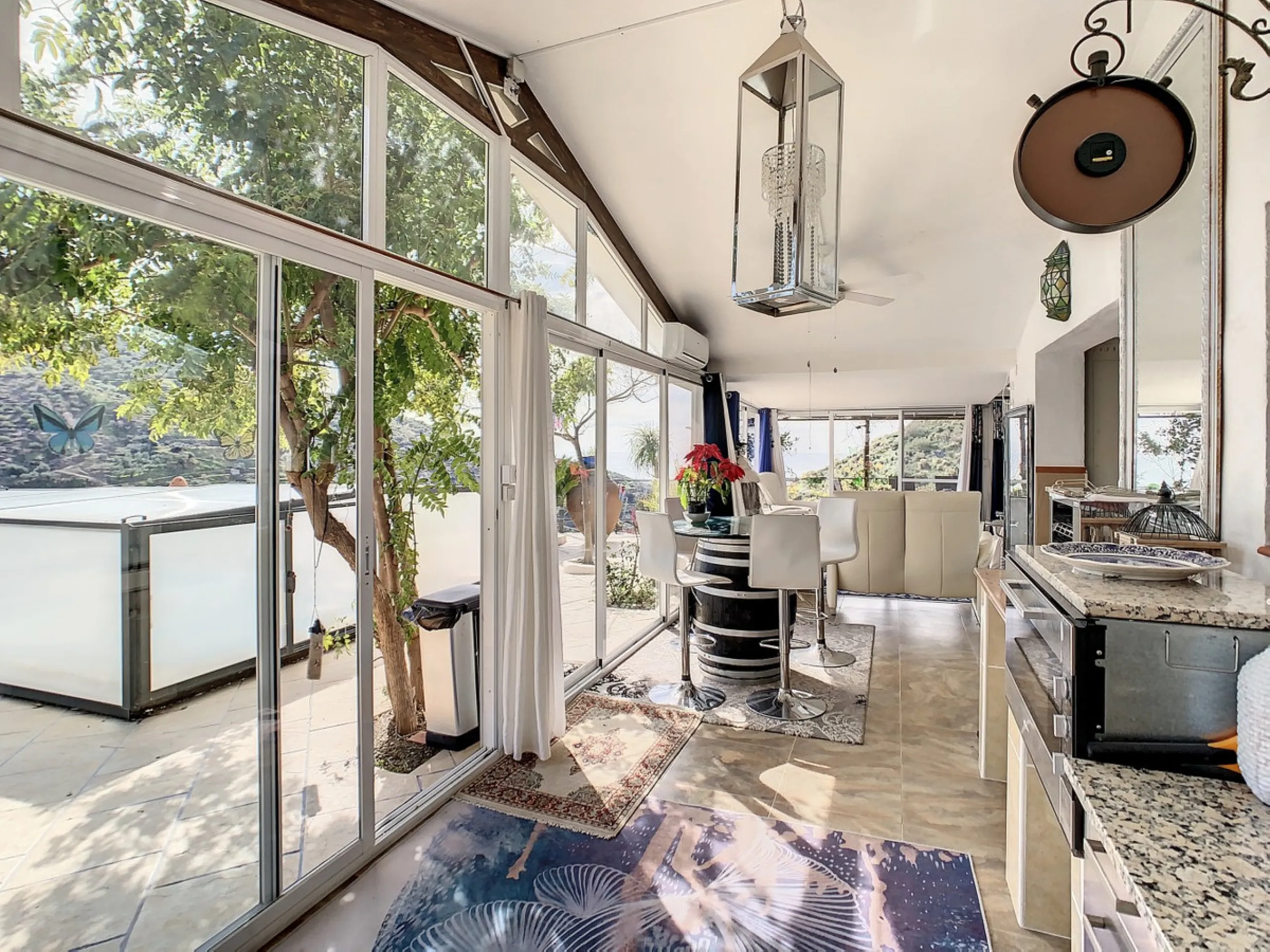 You are looking for a large villa with a heated swimming pool, neatly hidden nearly at the top of a mountain, surrounded by nature with breath-taking views of the valley up to the sea and the village of Arenas? This might just be what you are looking for.