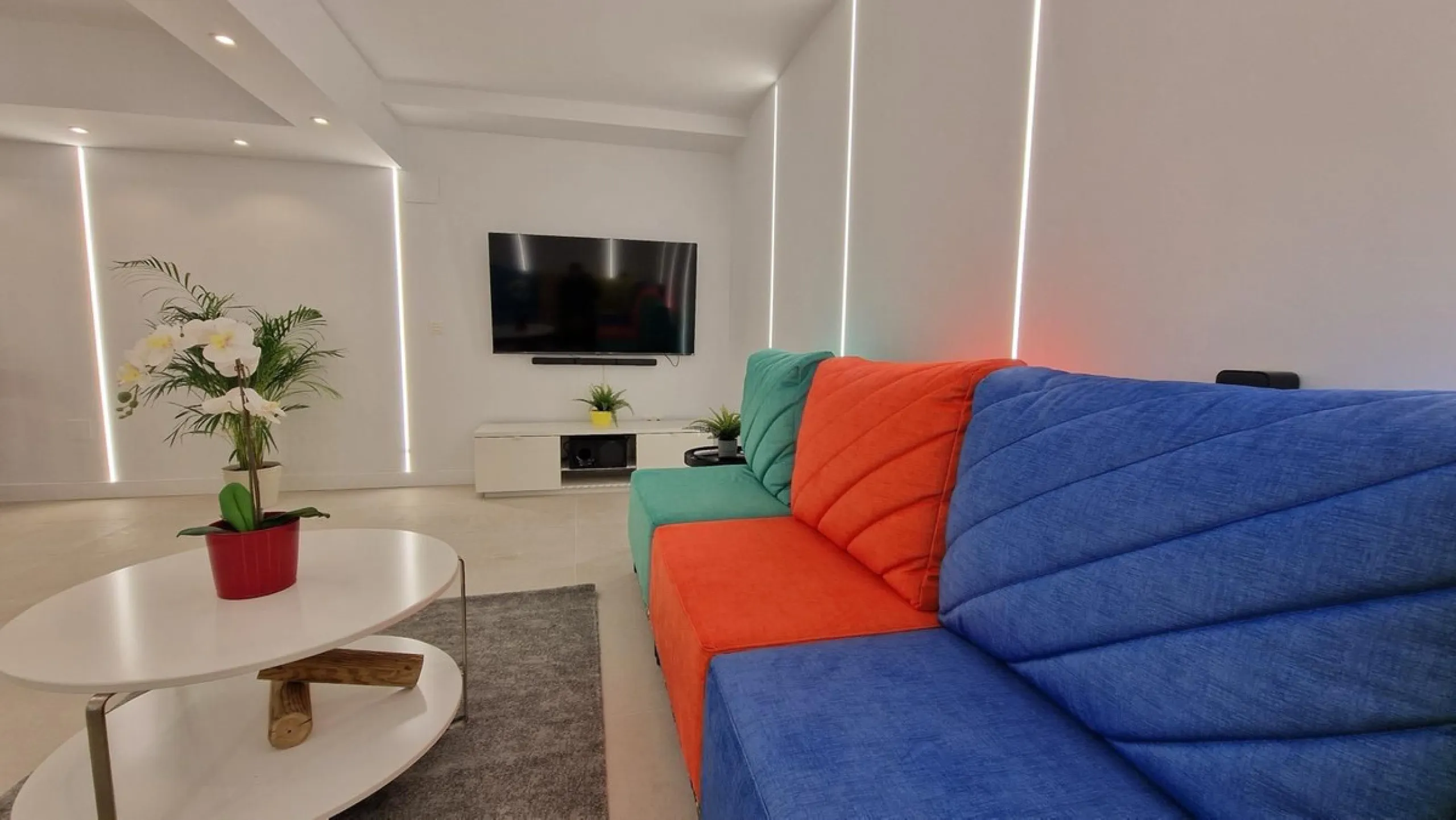 Corner Townhouse of Recent Construction in Alhaurín de la Torre