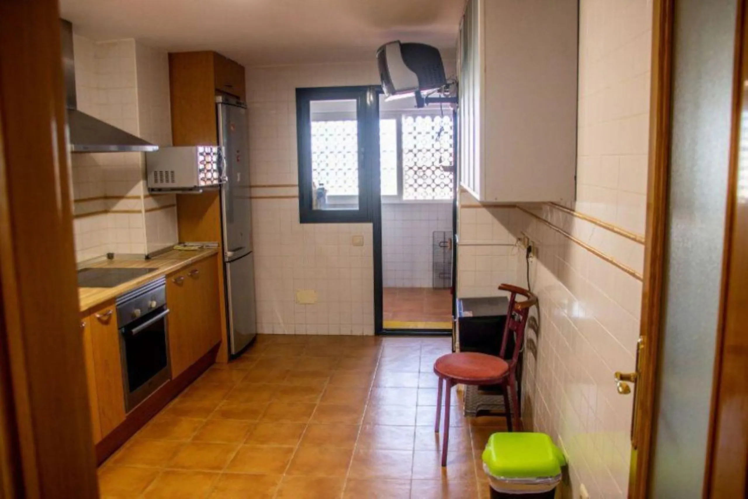 3 Bedrooms, 3 Bathrooms, Built 300 m², Terrace 60 m².