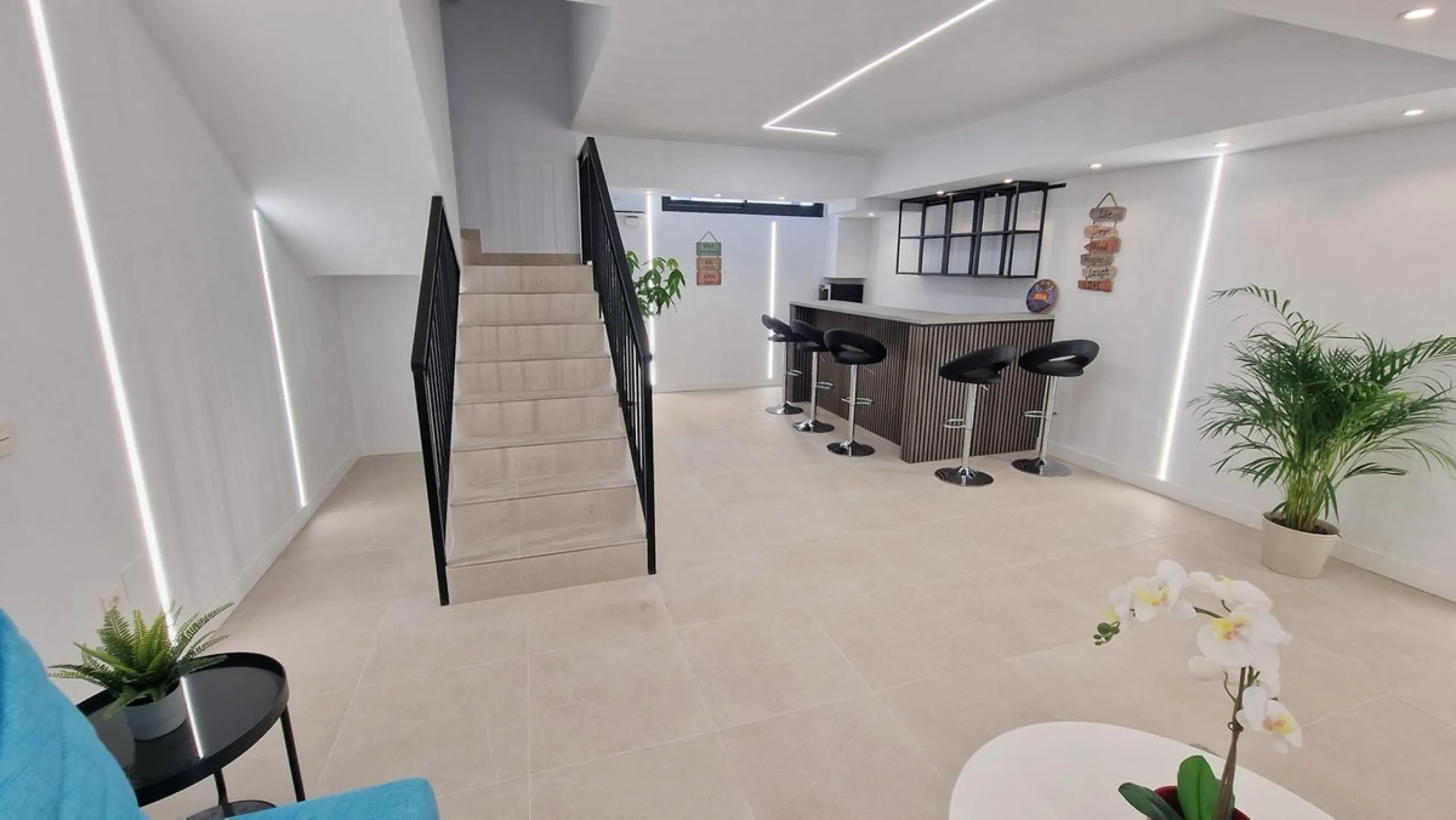 Corner Townhouse of Recent Construction in Alhaurín de la Torre