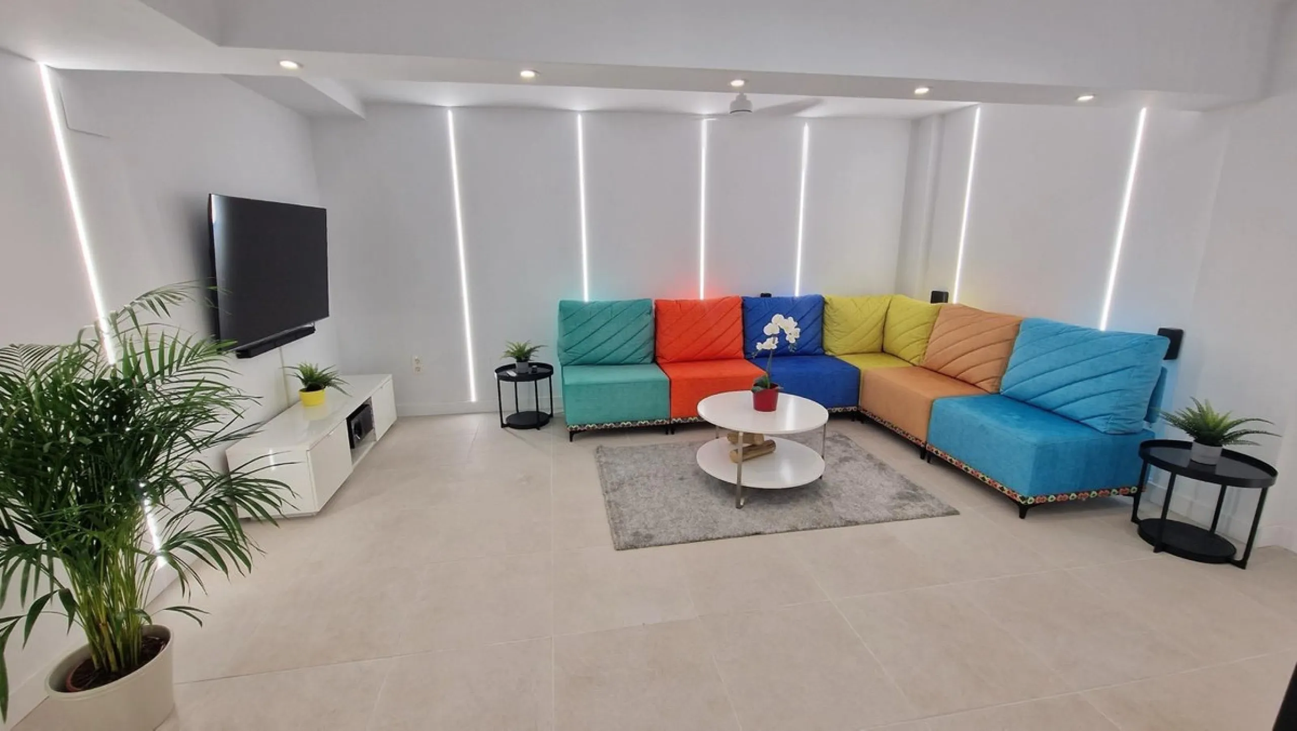 Corner Townhouse of Recent Construction in Alhaurín de la Torre