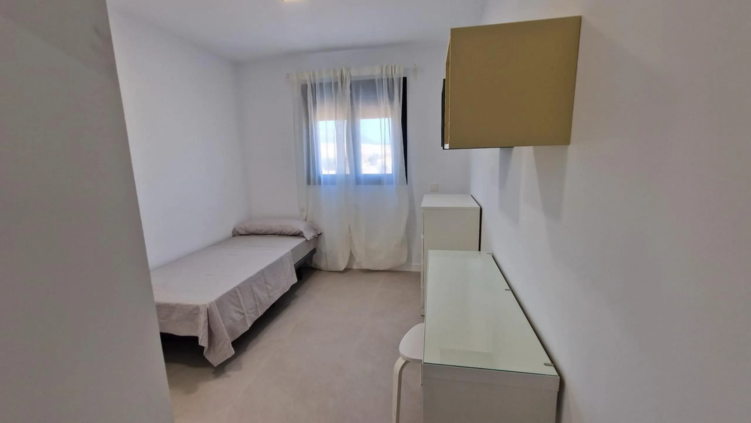 Corner Townhouse of Recent Construction in Alhaurín de la Torre