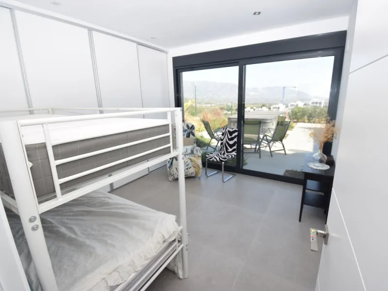 House - Detached Villa в продаже в Mijas, Málaga. В доме 4 спален и 3 ванных комнат. Площадь дома 252 м². Площадь участка 1853 м²