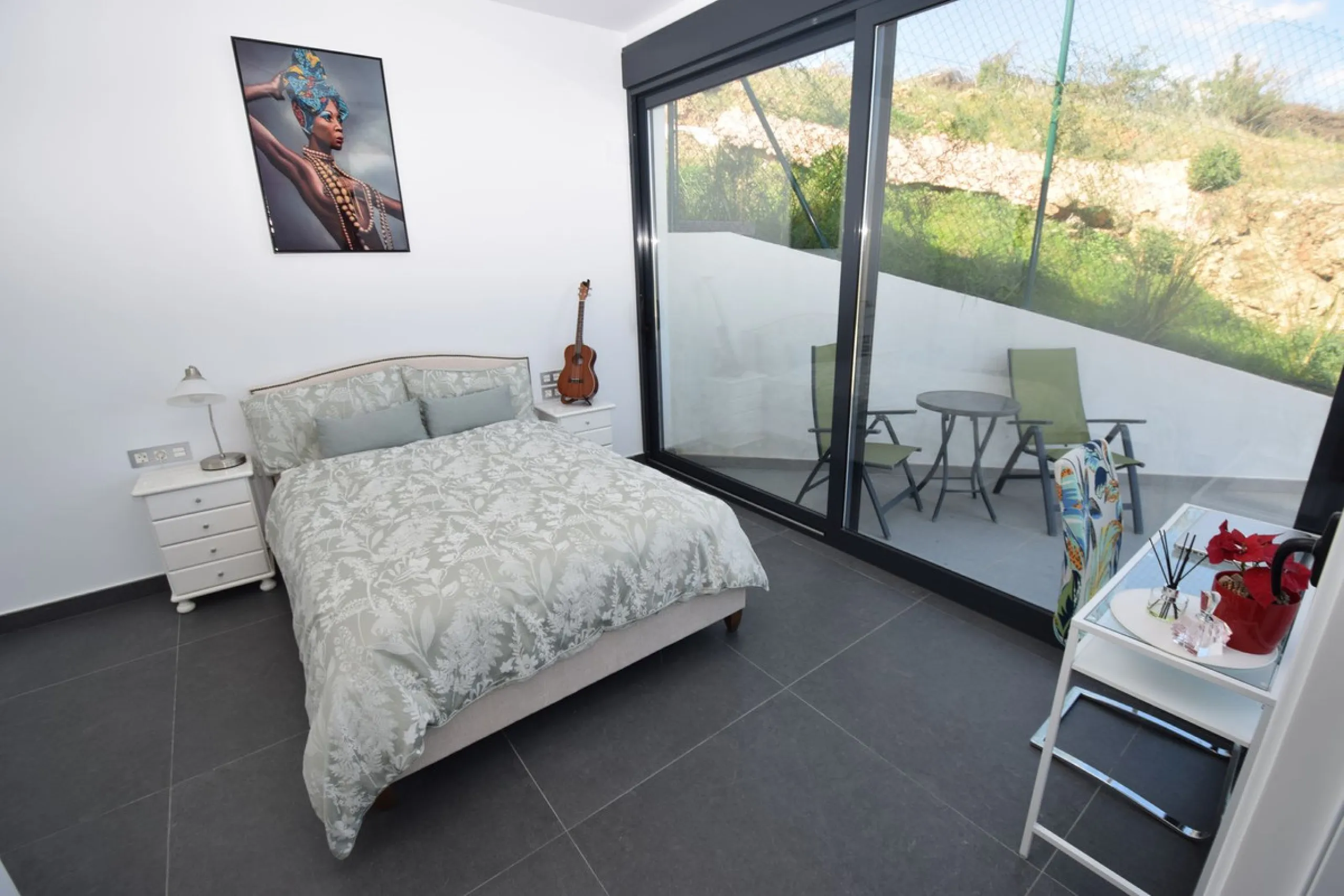 House - Detached Villa в продаже в Mijas, Málaga. В доме 4 спален и 3 ванных комнат. Площадь дома 252 м². Площадь участка 1853 м²