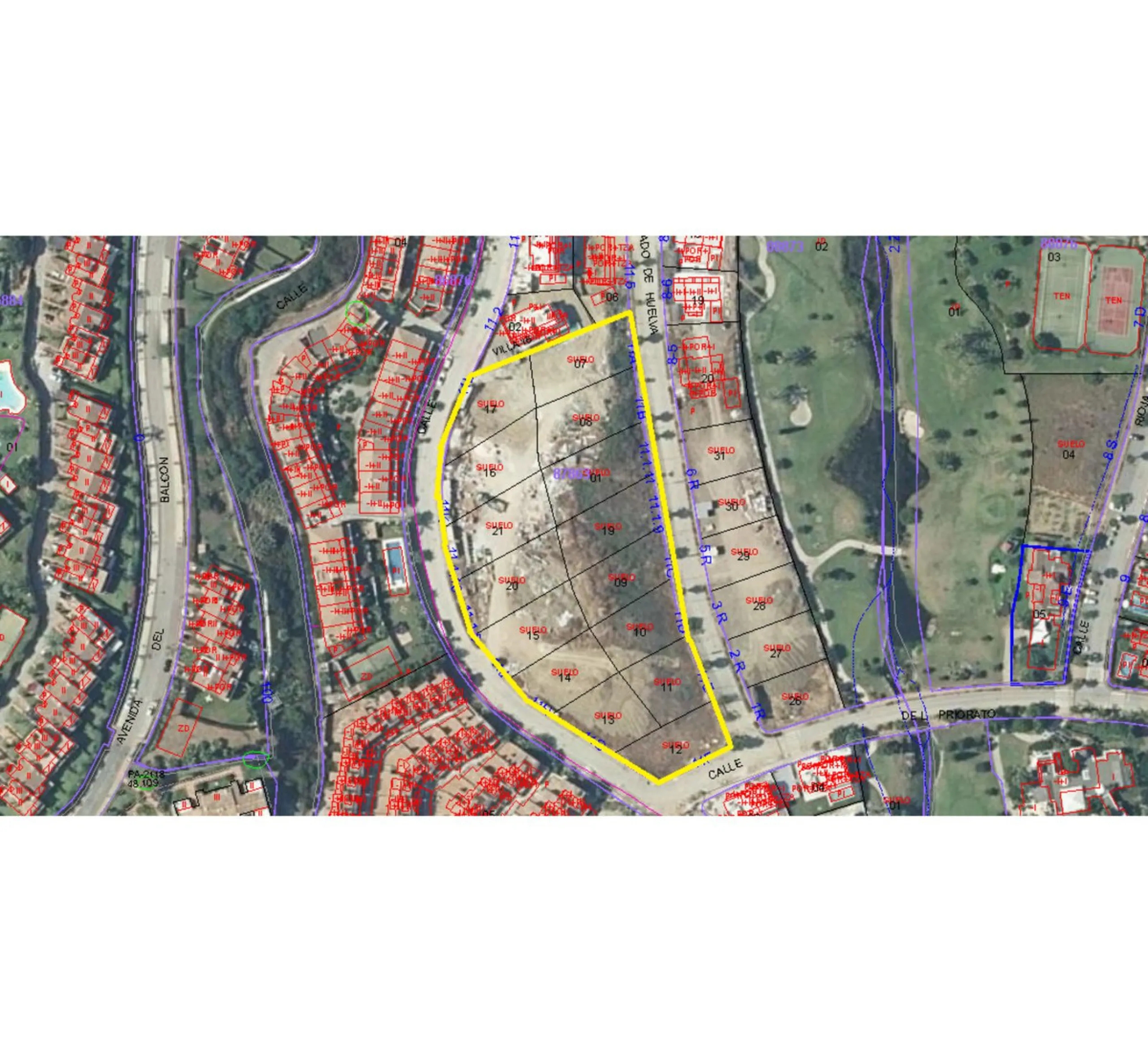 Plot - Residential Plot в продаже в Estepona, Málaga. Площадь дома 3900 м². Площадь участка 9751 м²