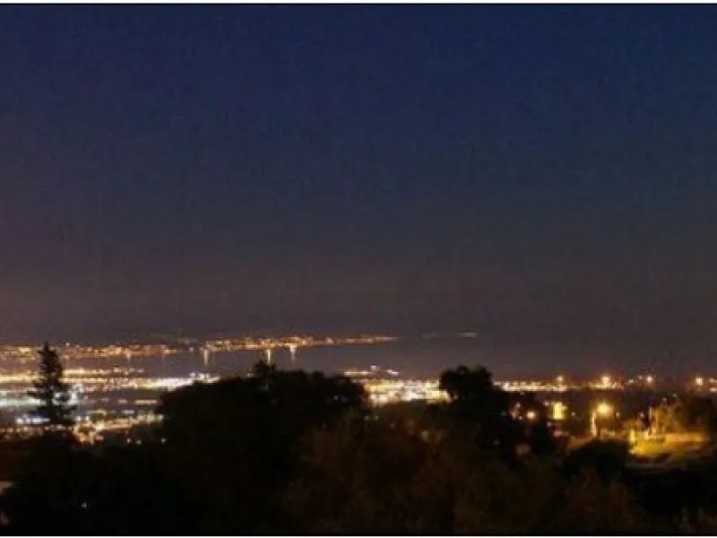 A spectacular property only 5 minutes from Malaga Airport, Leisure Centers and Industrial Polygons. 10 minutes from Malaga capital. 10 minutes from Alhaurín de la Torre, Torremolinos, Benalmadena Pueblo, A  and  15 minutes from other inland villages. 30 m