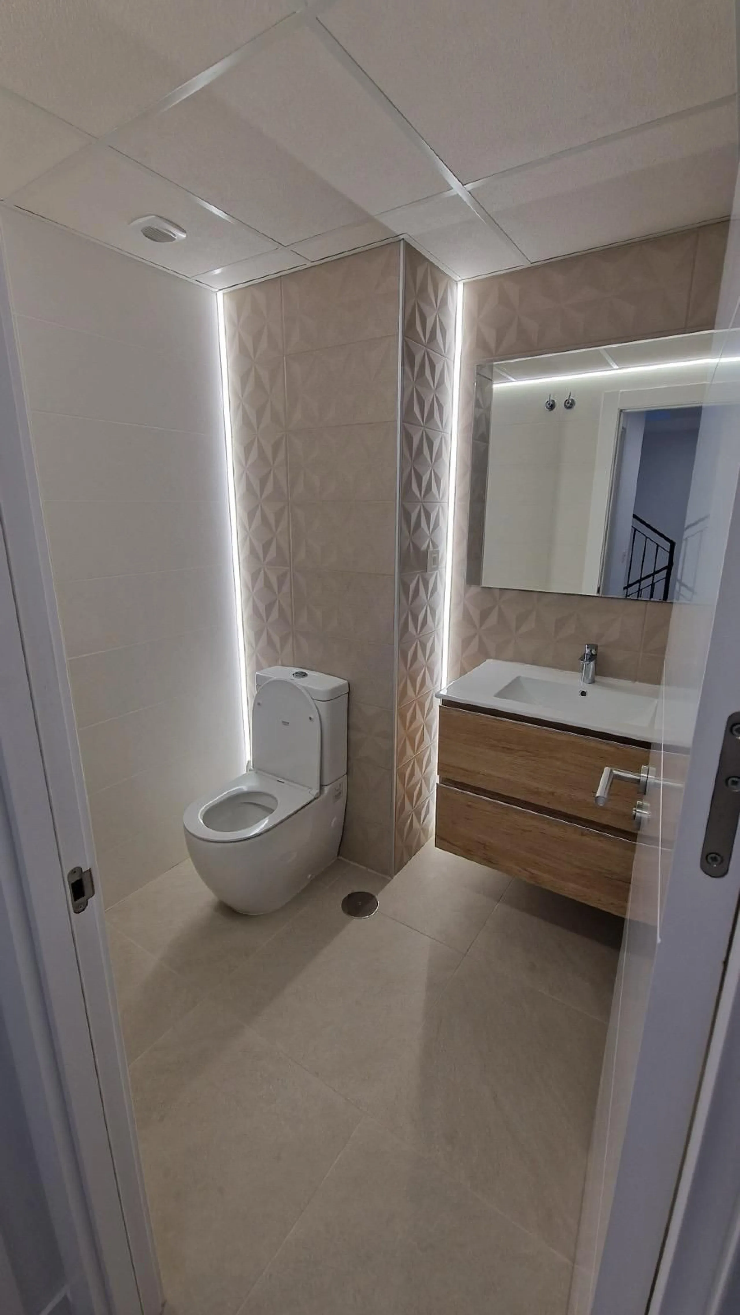 Corner Townhouse of Recent Construction in Alhaurín de la Torre