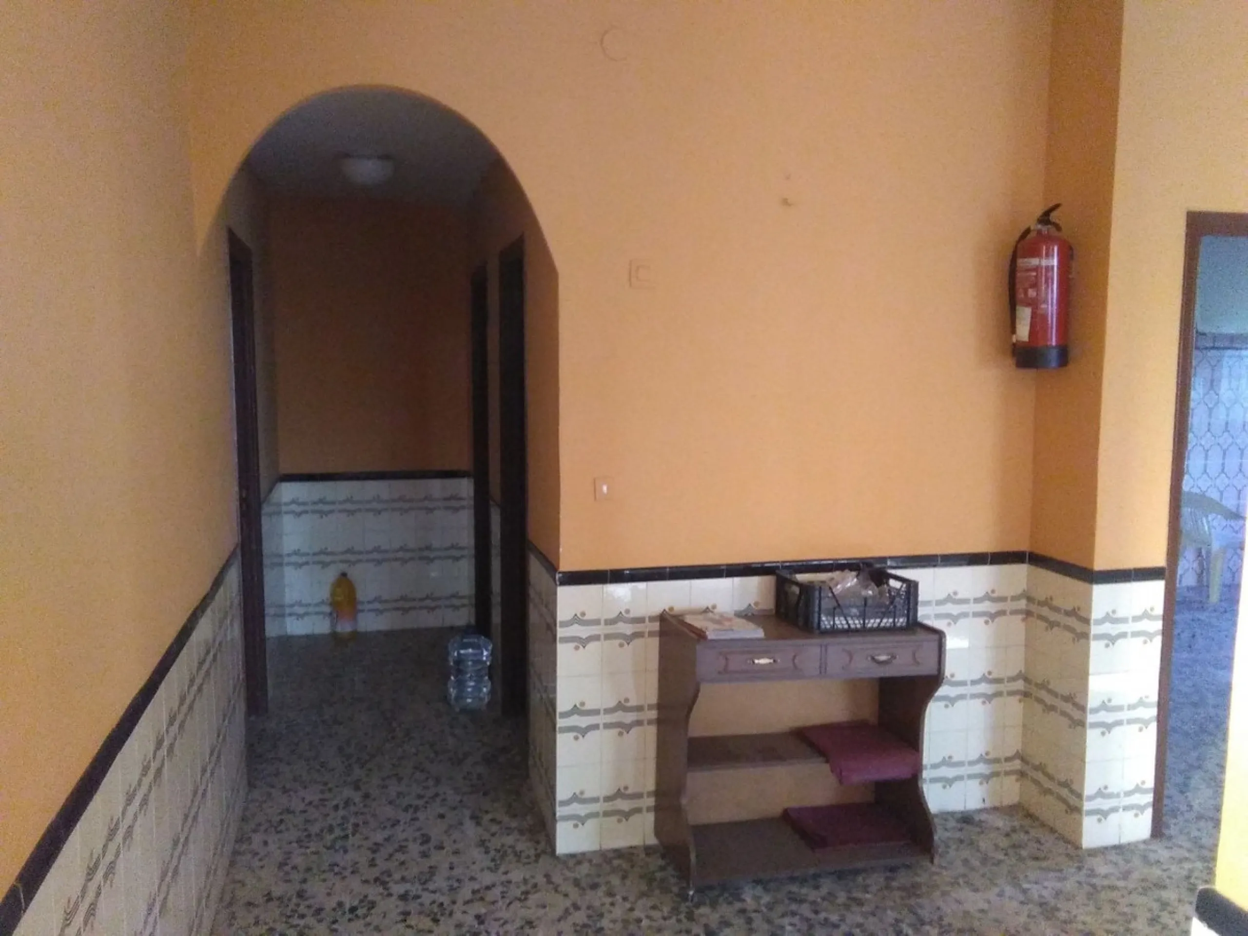 We present you this fantastic and spacious local located in one of the busiest areas. It ́s on the main road that runs through Malaga. This property has endless possibilities. It also has the advantage of having parking in front and next door. You could o