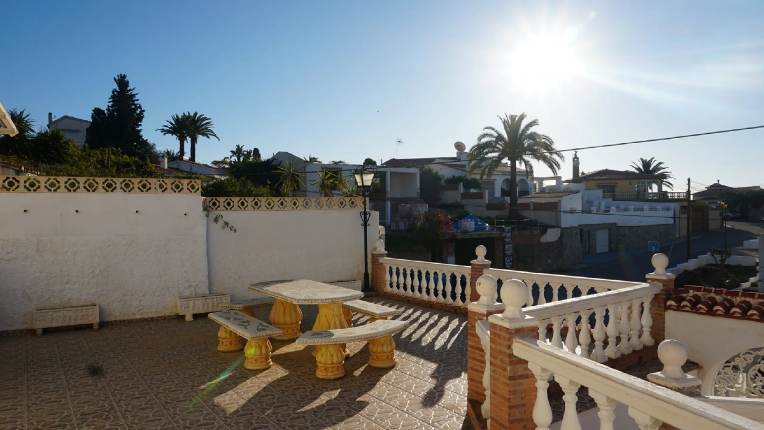 This beautiful property is perfect for anyone who wants to invest in a big family house with a lot of potential and different possibilities. Or for someone who is looking to open a B&B style business. The property is made up by 10 apartments which are com