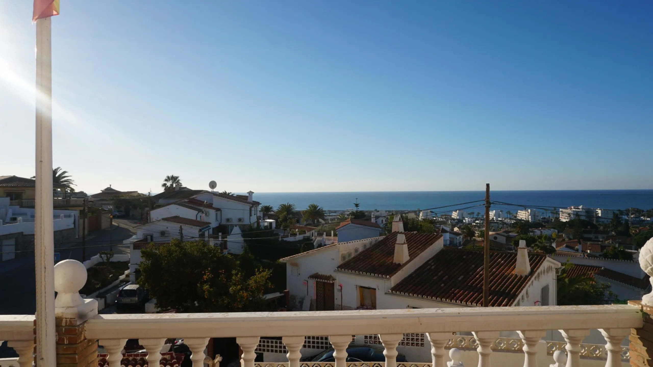 This beautiful property is perfect for anyone who wants to invest in a big family house with a lot of potential and different possibilities. Or for someone who is looking to open a B&B style business. The property is made up by 10 apartments which are com