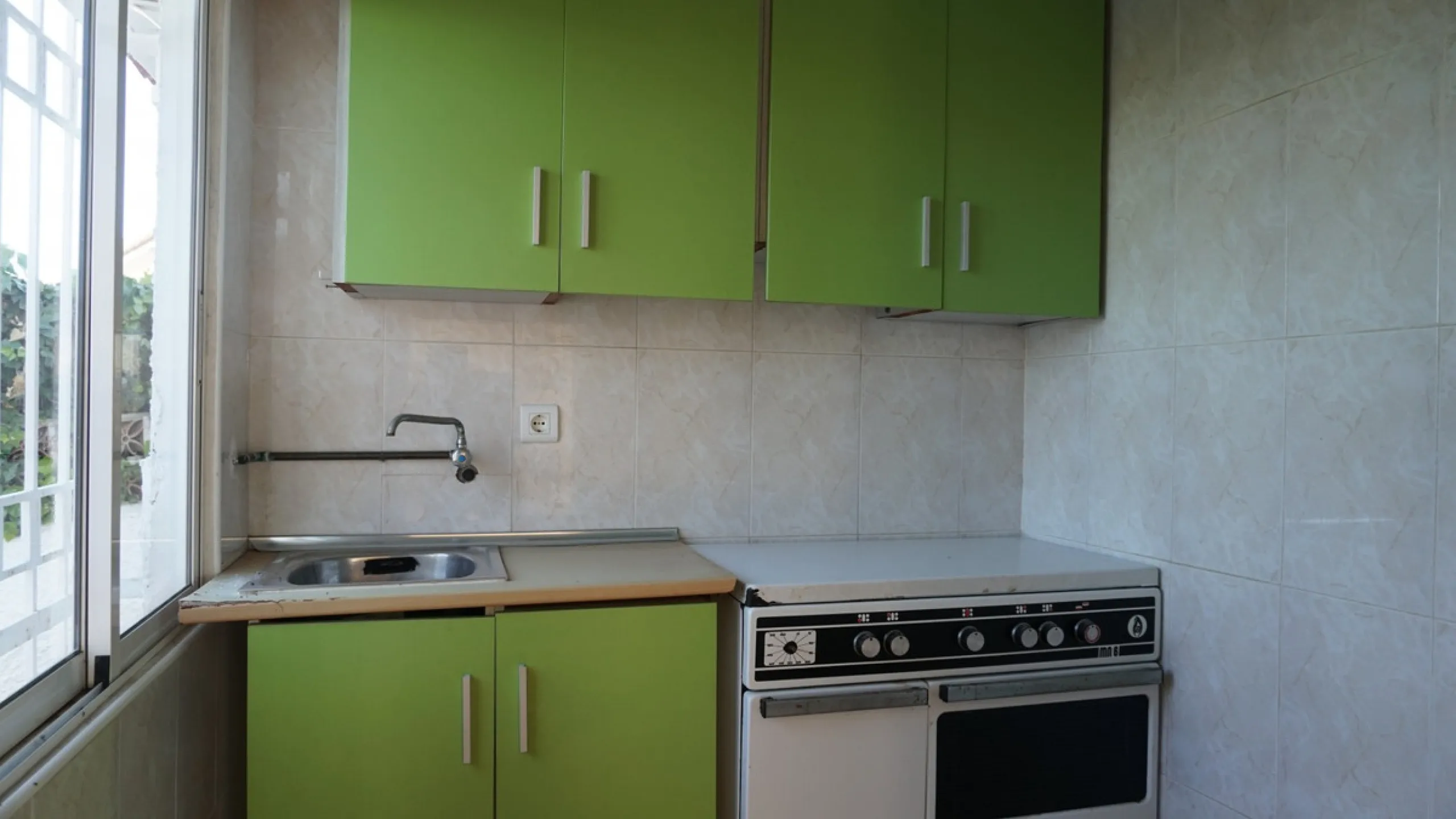 This beautiful property is perfect for anyone who wants to invest in a big family house with a lot of potential and different possibilities. Or for someone who is looking to open a B&B style business. The property is made up by 10 apartments which are com