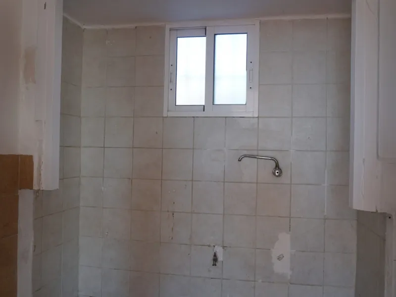 This beautiful property is perfect for anyone who wants to invest in a big family house with a lot of potential and different possibilities. Or for someone who is looking to open a B&B style business. The property is made up by 10 apartments which are com