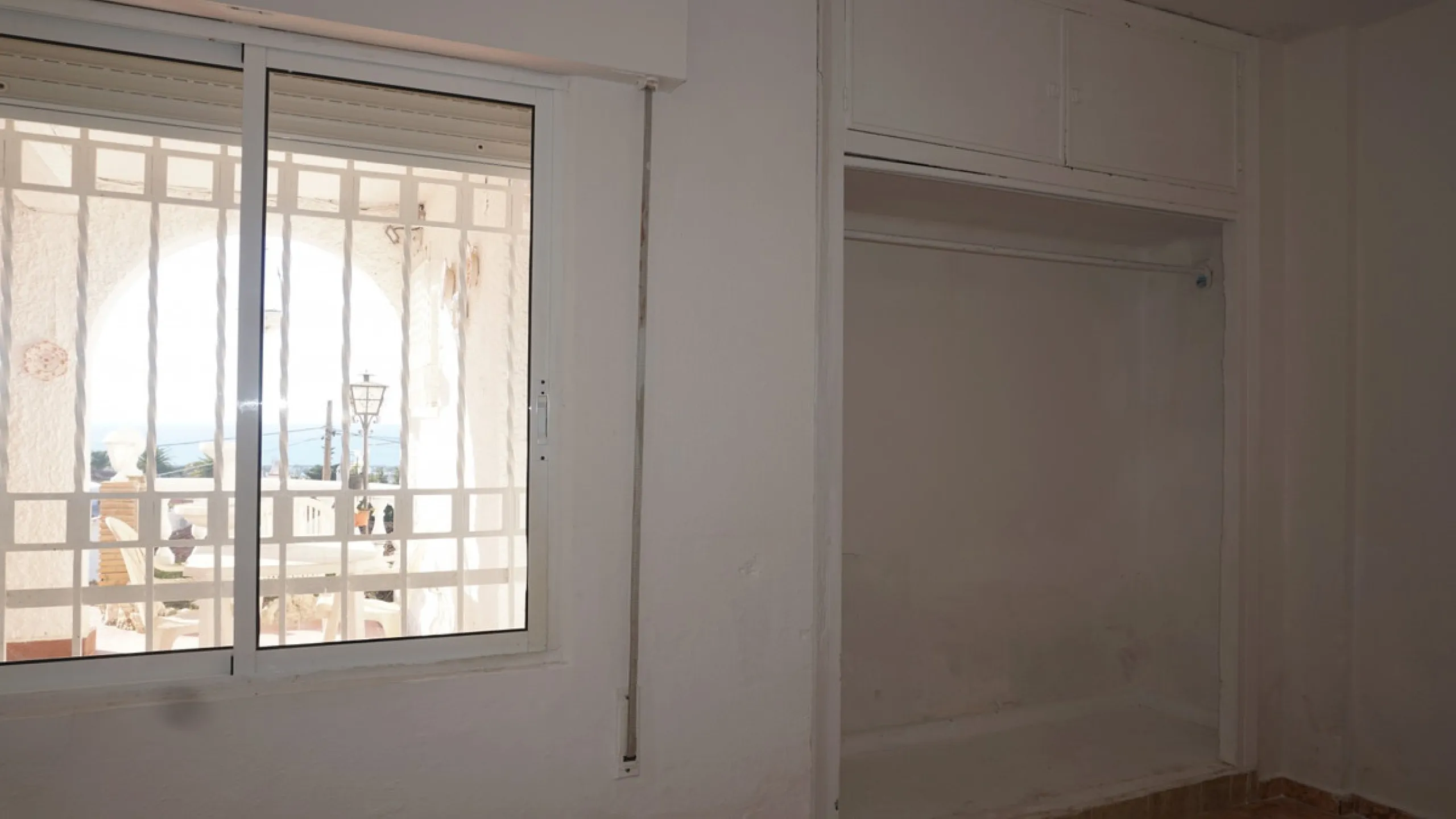 This beautiful property is perfect for anyone who wants to invest in a big family house with a lot of potential and different possibilities. Or for someone who is looking to open a B&B style business. The property is made up by 10 apartments which are com