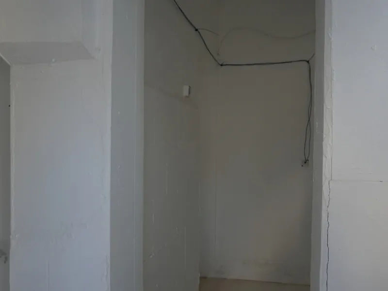 This beautiful property is perfect for anyone who wants to invest in a big family house with a lot of potential and different possibilities. Or for someone who is looking to open a B&B style business. The property is made up by 10 apartments which are com