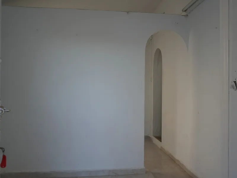 This beautiful property is perfect for anyone who wants to invest in a big family house with a lot of potential and different possibilities. Or for someone who is looking to open a B&B style business. The property is made up by 10 apartments which are com