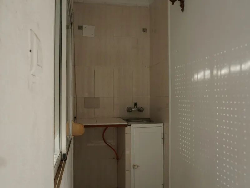 This beautiful property is perfect for anyone who wants to invest in a big family house with a lot of potential and different possibilities. Or for someone who is looking to open a B&B style business. The property is made up by 10 apartments which are com