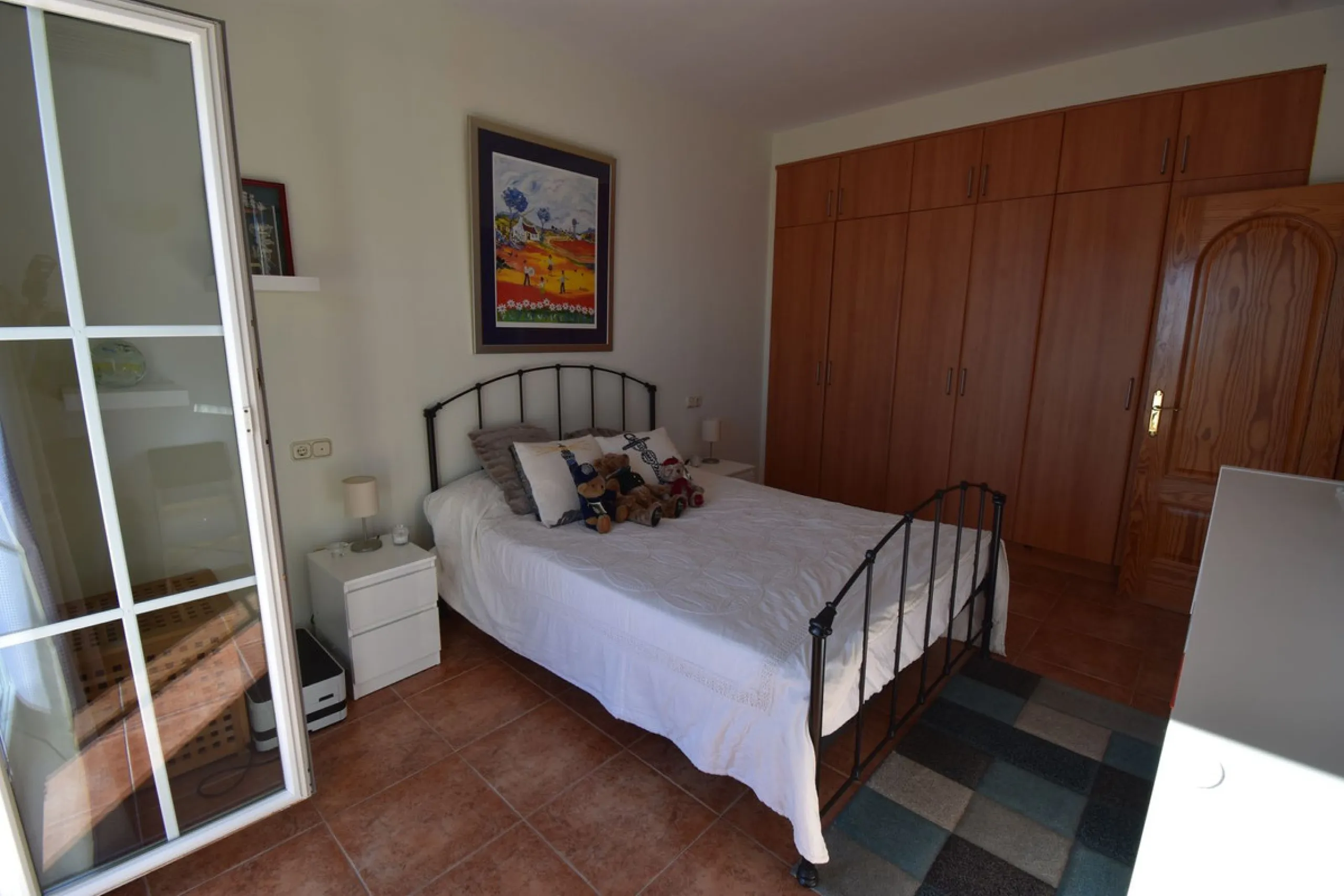 Beautiful 4 bedroom Villa close to the idyllic white washed Village of Mijas! Secluded elevated position enjoying amazing coastal views! Private pool, many sunny terraces and built to a high specification - TRULY MUST BE SEEN TO BE APPRECIATED!