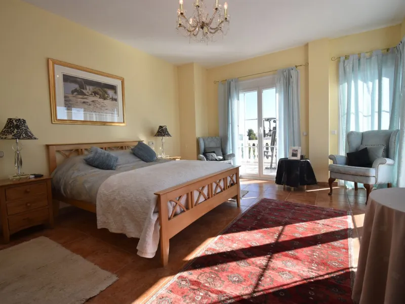 Beautiful 4 bedroom Villa close to the idyllic white washed Village of Mijas! Secluded elevated position enjoying amazing coastal views! Private pool, many sunny terraces and built to a high specification - TRULY MUST BE SEEN TO BE APPRECIATED!
