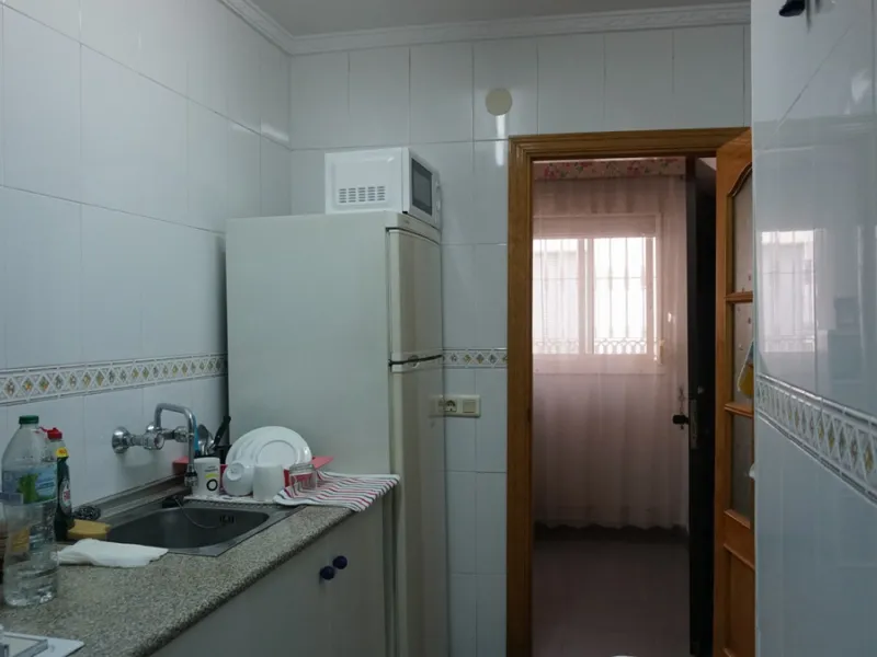 (Не указывайте контактные данные)