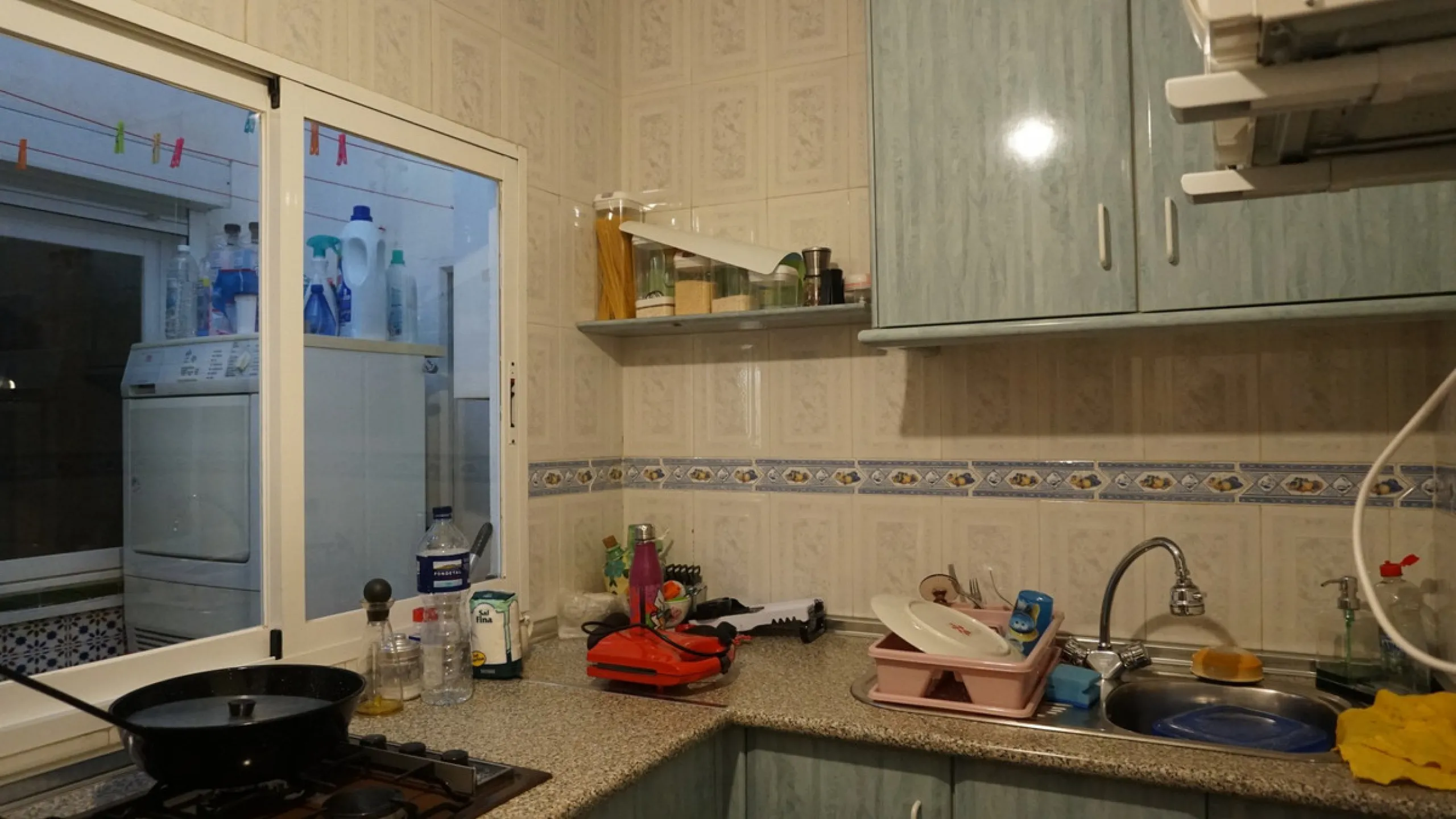 (Не указывайте контактные данные)