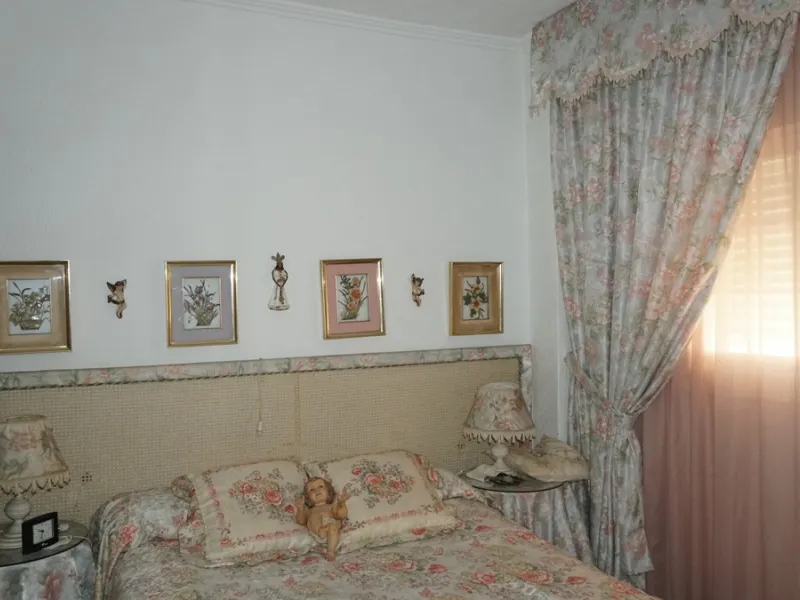 (Не указывайте контактные данные)