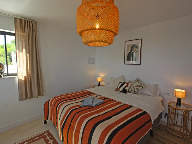 Villa Mariposa, the perfect mix between Scandinavian and Andalusian style. It is one of the most beautiful and practical houses in La Capellanía, with the main house all in one level and with breathtaking sea views from almost everywhere on the plot and i