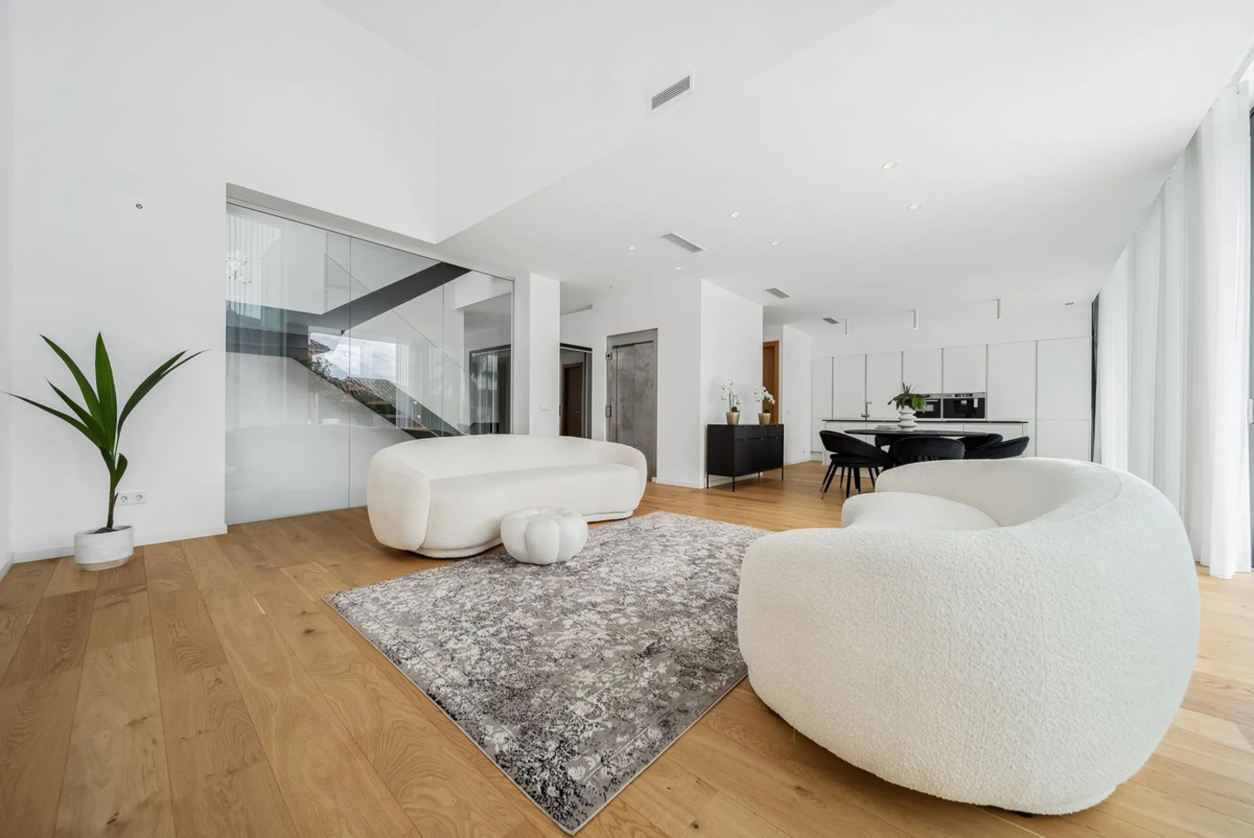 ABOUT THE VILLA