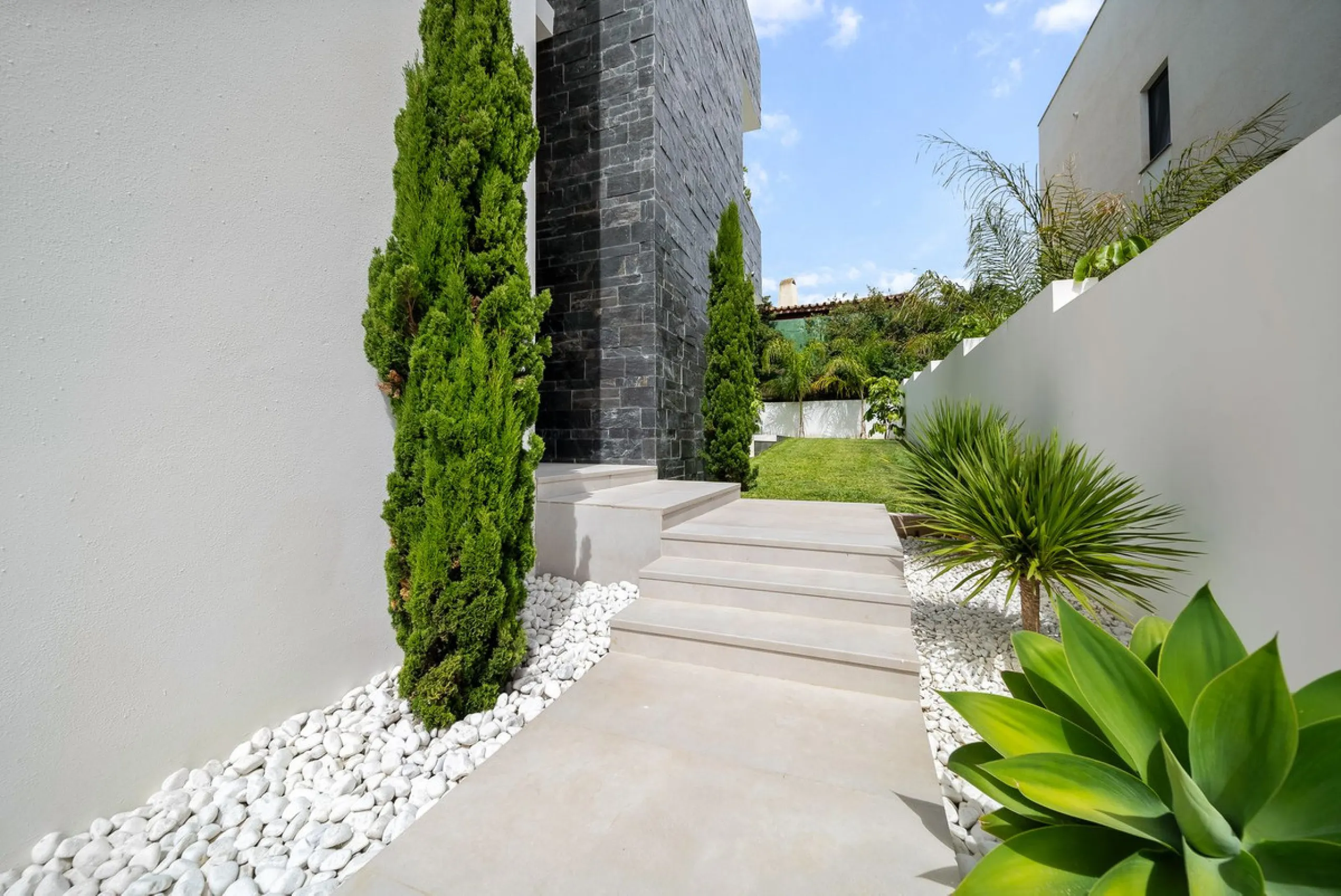 ABOUT THE VILLA