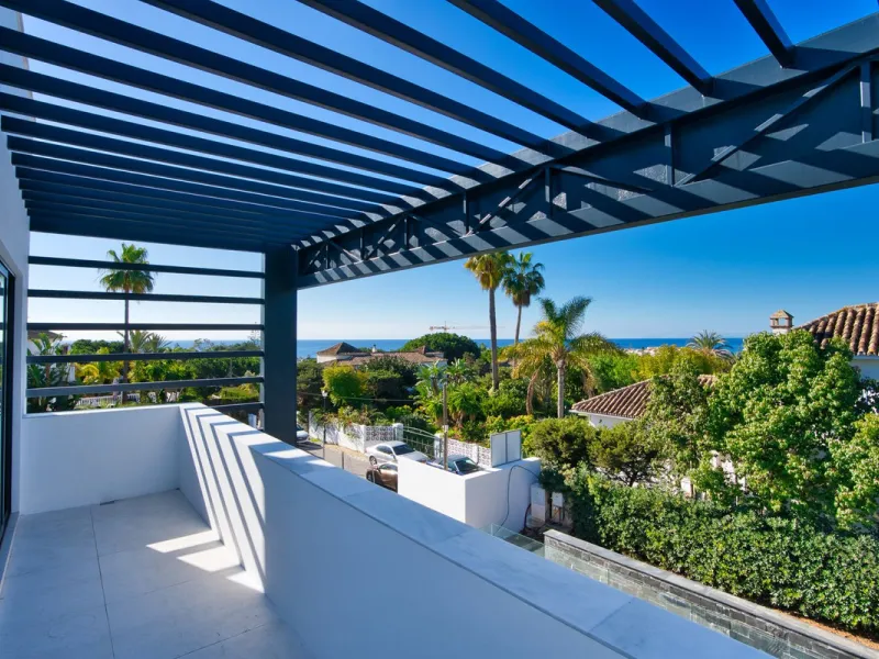 ABOUT THE VILLA