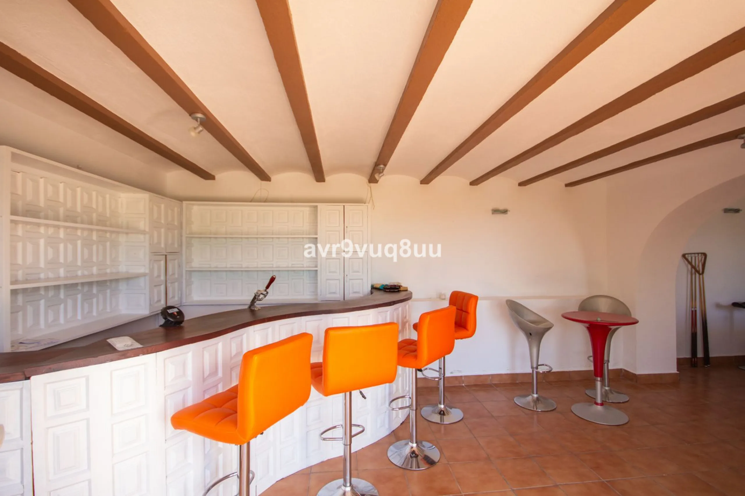 This property is stunning! Set in the heart of Mijas Costa, in the desirable Campo Mijas area. From the private entrance there is a driveway and garage, with steps down into the main entrance. This floor has a very spacious lounge area, with a great recep