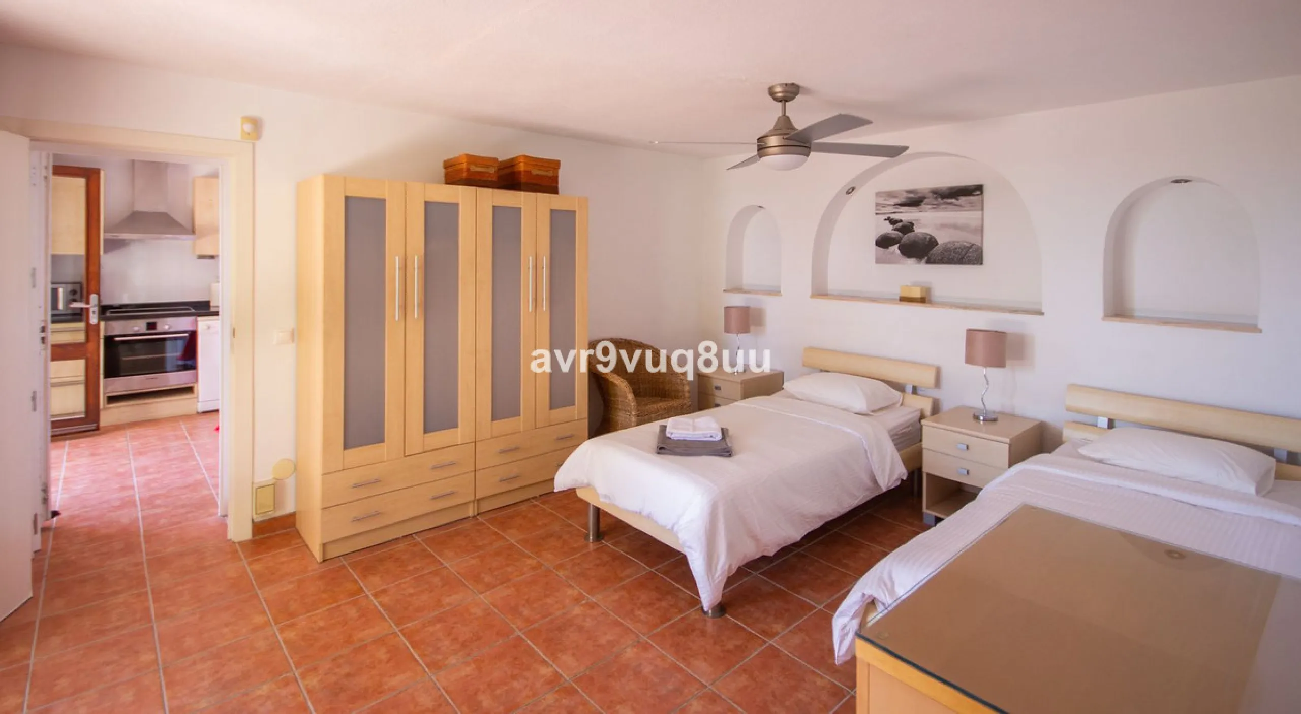 This property is stunning! Set in the heart of Mijas Costa, in the desirable Campo Mijas area. From the private entrance there is a driveway and garage, with steps down into the main entrance. This floor has a very spacious lounge area, with a great recep