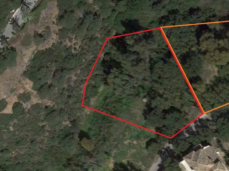 Plot - Land в продаже в Marbella, Málaga. Площадь участка 1090 м²