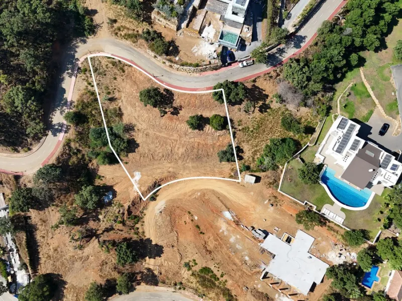 Plot - Residential Plot в продаже в Marbella, Málaga. Площадь участка 2266 м²