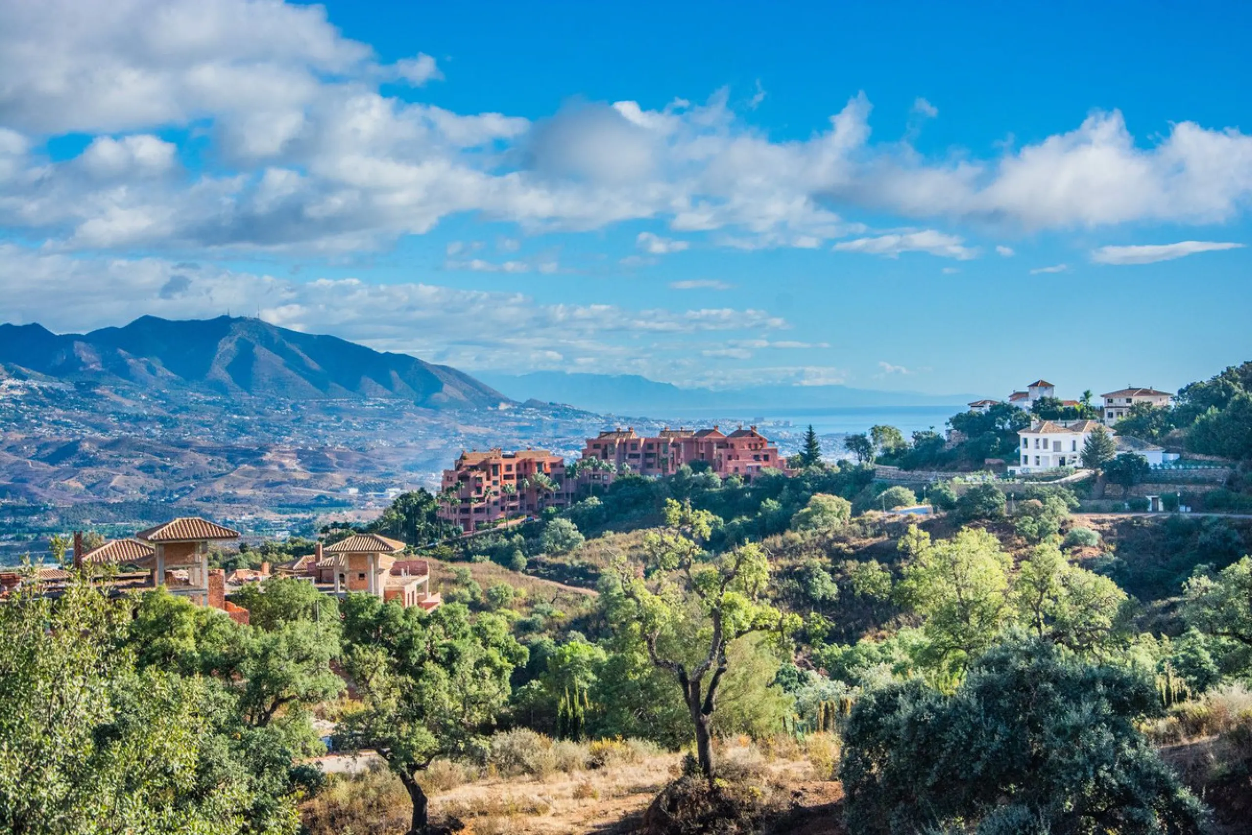 Plot - Residential Plot в продаже в Marbella, Málaga. Площадь участка 2266 м²