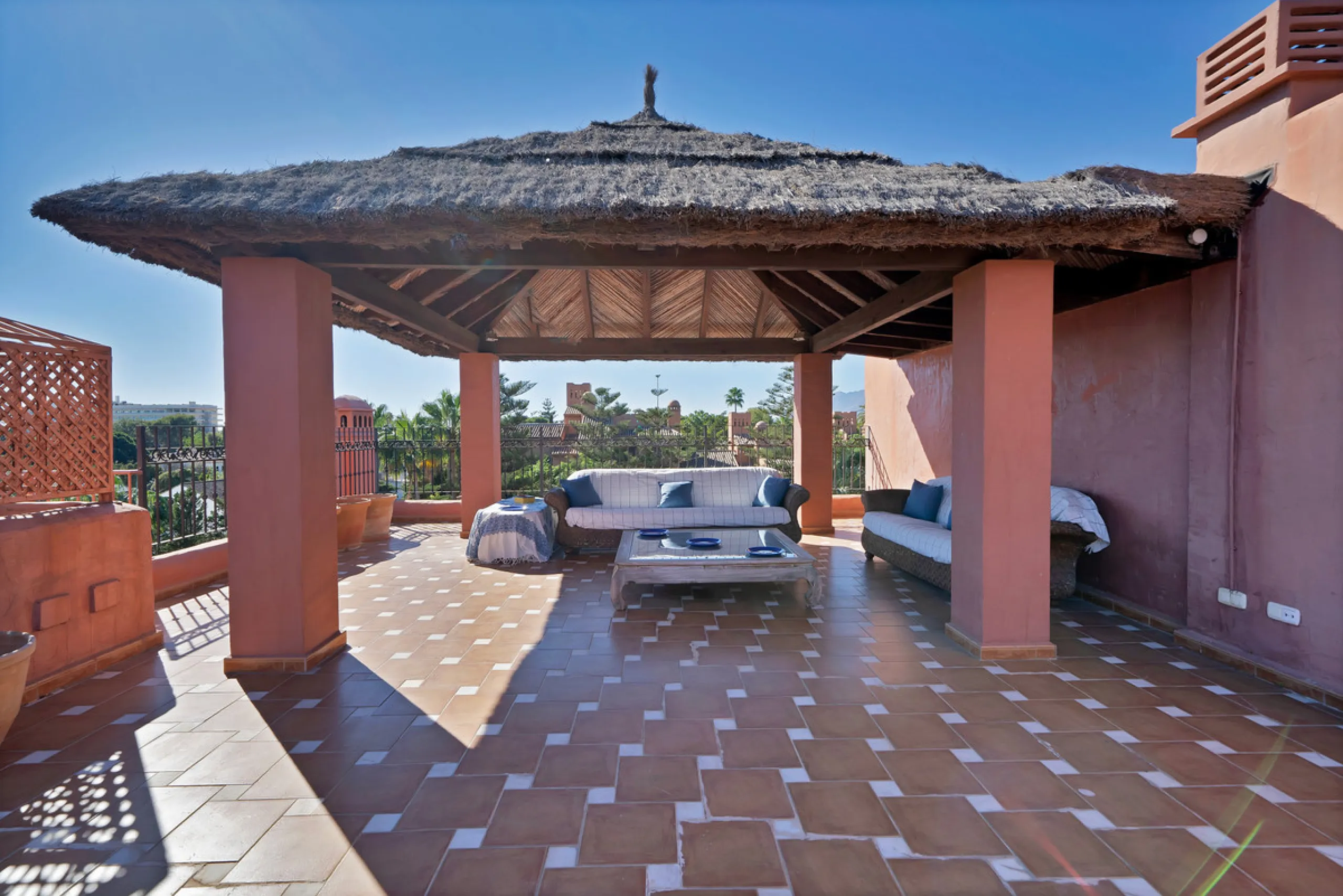 Situated beside the prestigious Guadalmina Baja, this impressive triplex penthouse is a true jewel of the Costa del Sol — perfectly blending the sophistication of Andalusian architecture, Moorish influences, and a touch of contemporary romanticism.