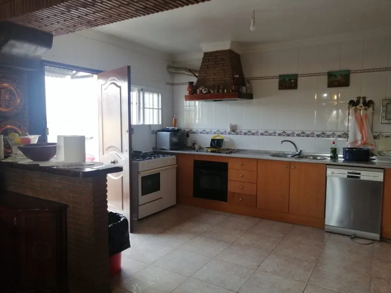 Large 4 bedroom house in Cartama