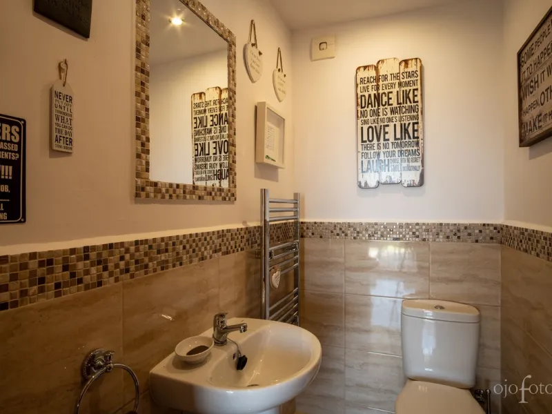 Turn key B&B business located just 15 minutes from the Mediterranean coast with stunning views of the countryside and mountains.