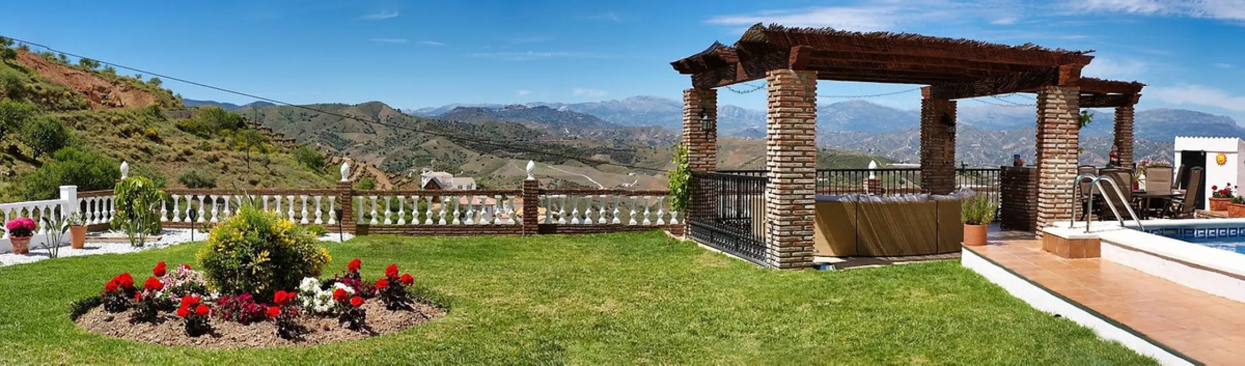 Turn key B&B business located just 15 minutes from the Mediterranean coast with stunning views of the countryside and mountains.