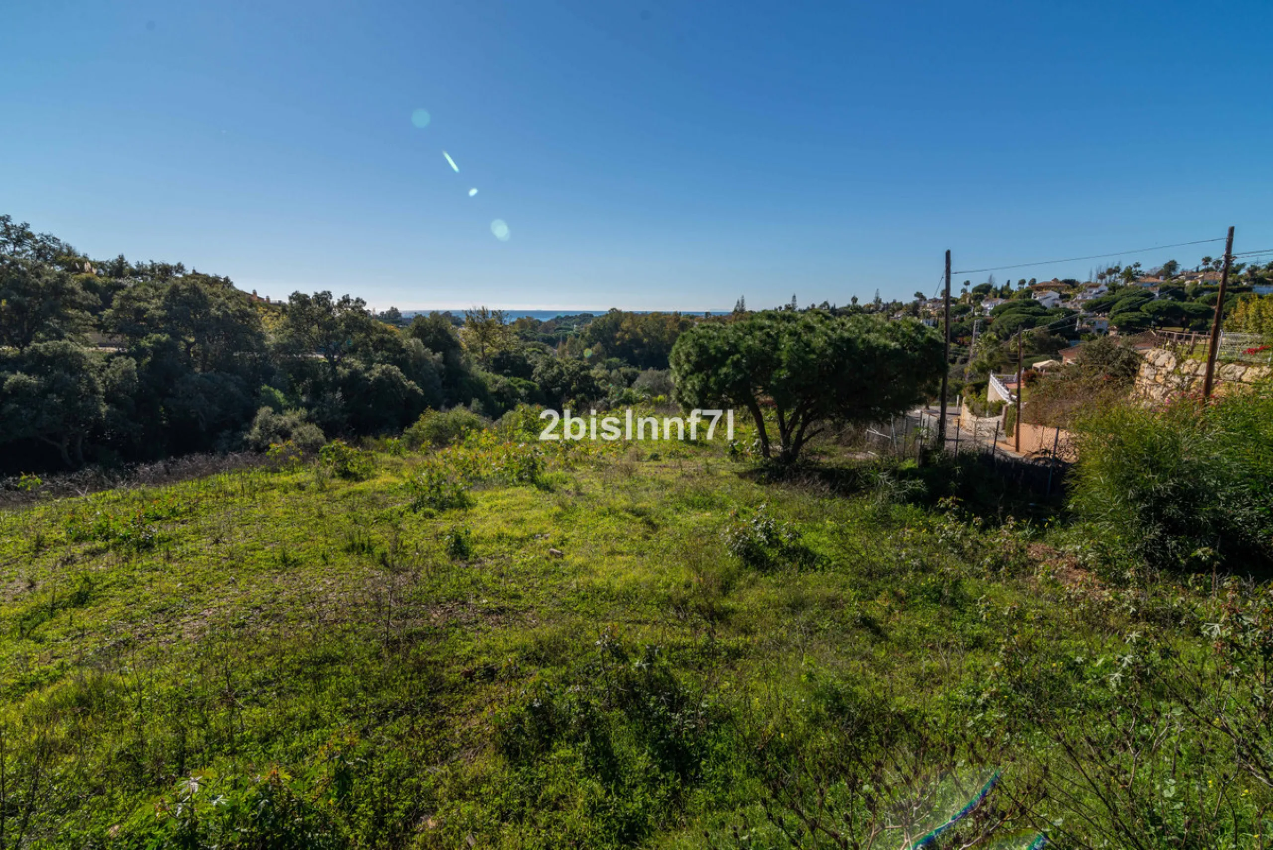 Large (1.620m2) Bulding PLOT in central Elviria walking distance to commercial center beach and restaurants with sunny position and some sea views