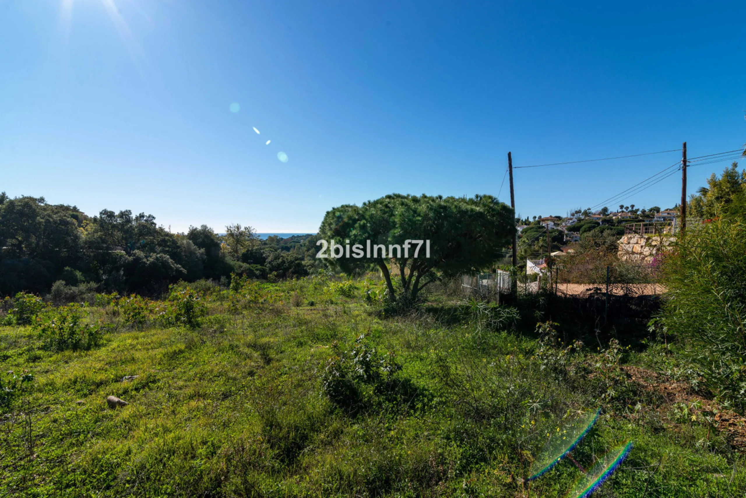 Large (1.620m2) Bulding PLOT in central Elviria walking distance to commercial center beach and restaurants with sunny position and some sea views