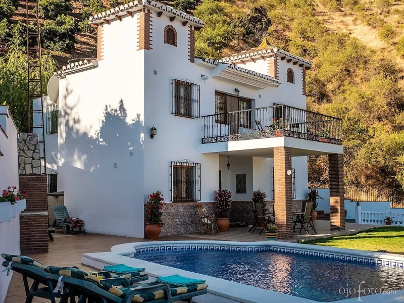 Вилла/Шале, Iznate, Costa del Sol East