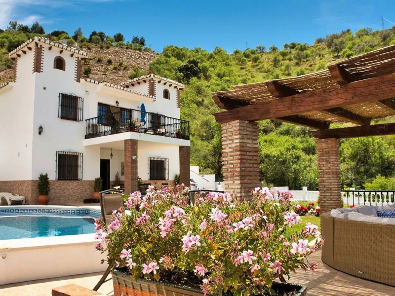 Вилла/Шале, Iznate, Costa del Sol East