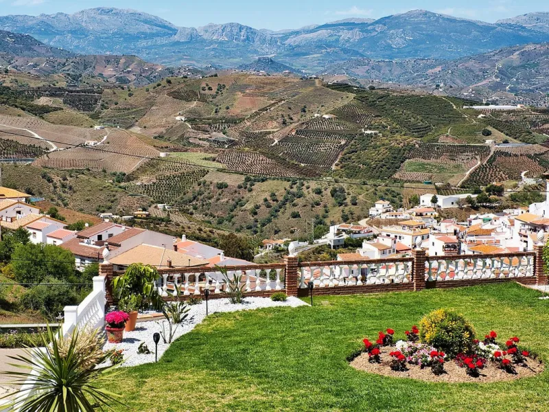 Вилла/Шале, Iznate, Costa del Sol East