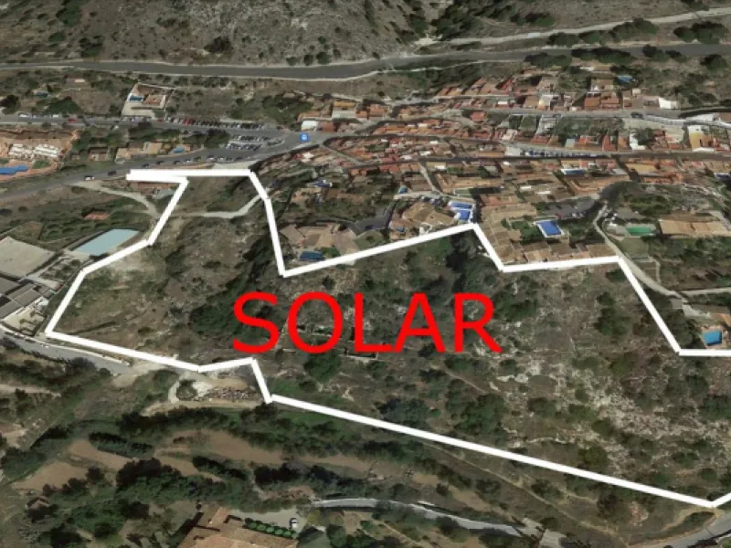 Calling all property developers! Commercial polt for villas, townhouses, hotels etc.