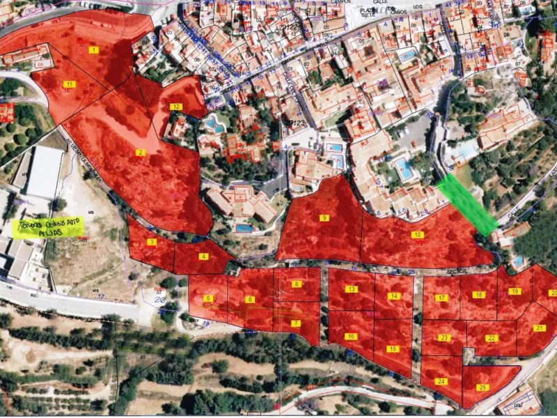 Calling all property developers! Commercial polt for villas, townhouses, hotels etc.