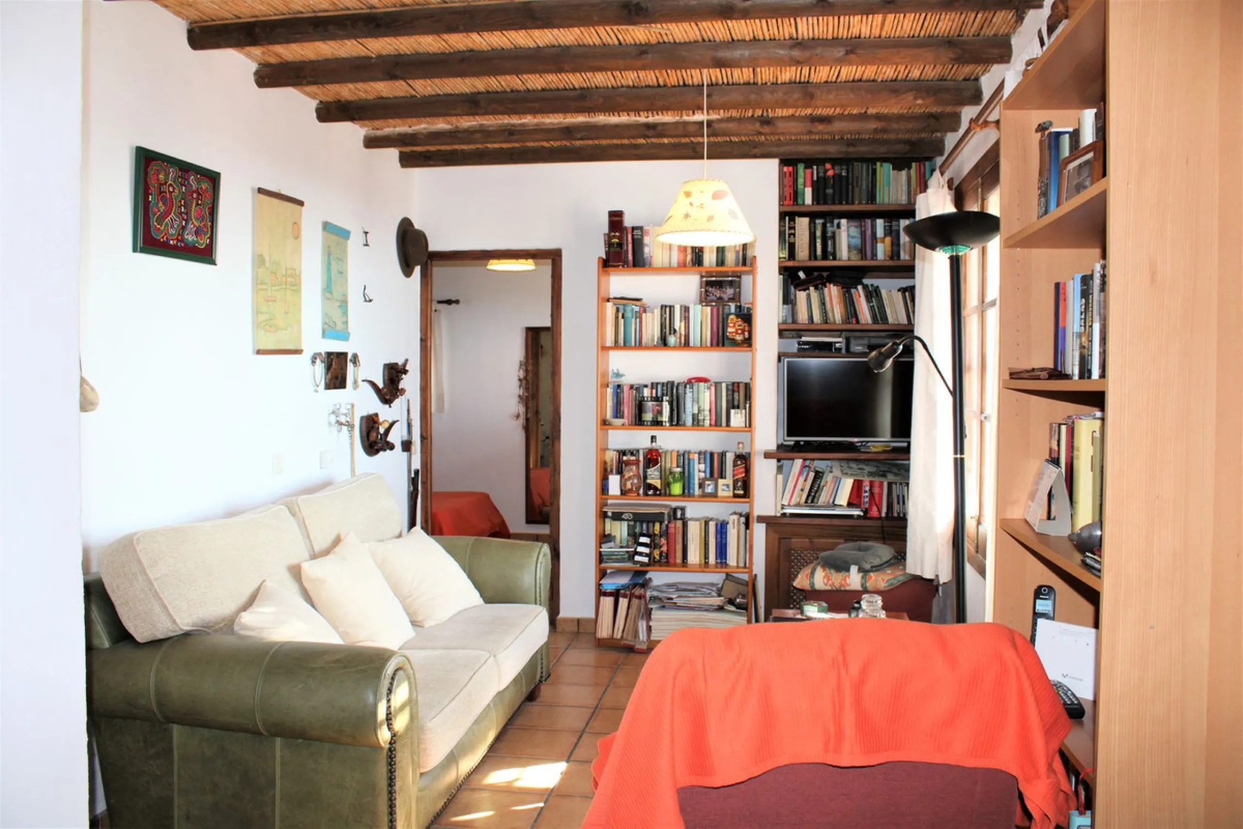 House - Detached Villa в продаже в Frigiliana, Málaga. В доме 3 спален и 3 ванных комнат. Площадь дома 423 м². Площадь участка 12109 м²