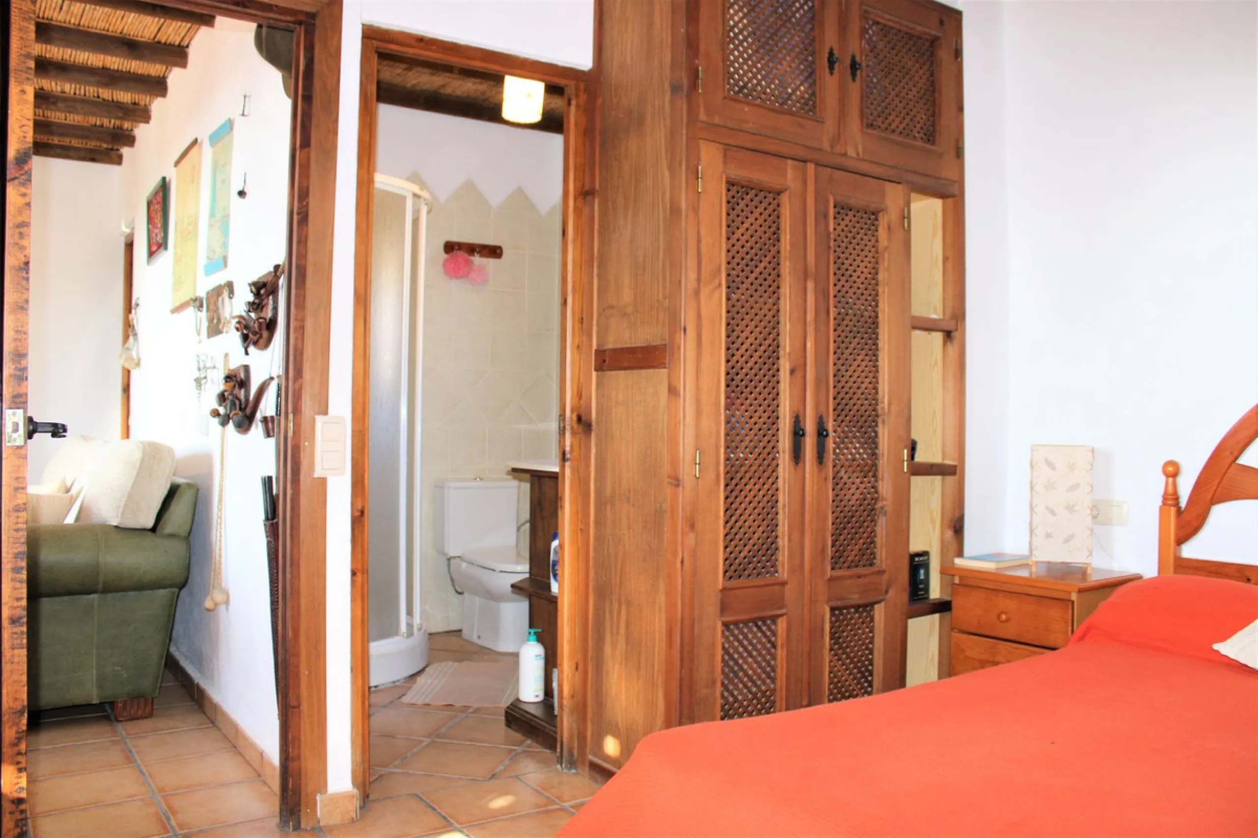 House - Detached Villa в продаже в Frigiliana, Málaga. В доме 3 спален и 3 ванных комнат. Площадь дома 423 м². Площадь участка 12109 м²