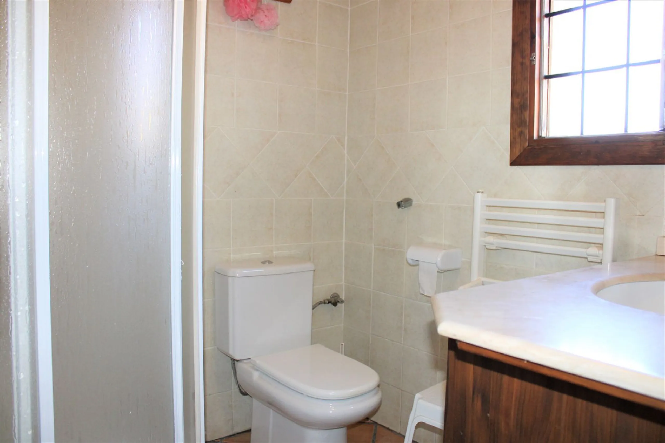 House - Detached Villa в продаже в Frigiliana, Málaga. В доме 3 спален и 3 ванных комнат. Площадь дома 423 м². Площадь участка 12109 м²
