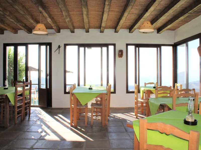 House - Detached Villa в продаже в Frigiliana, Málaga. В доме 3 спален и 3 ванных комнат. Площадь дома 423 м². Площадь участка 12109 м²